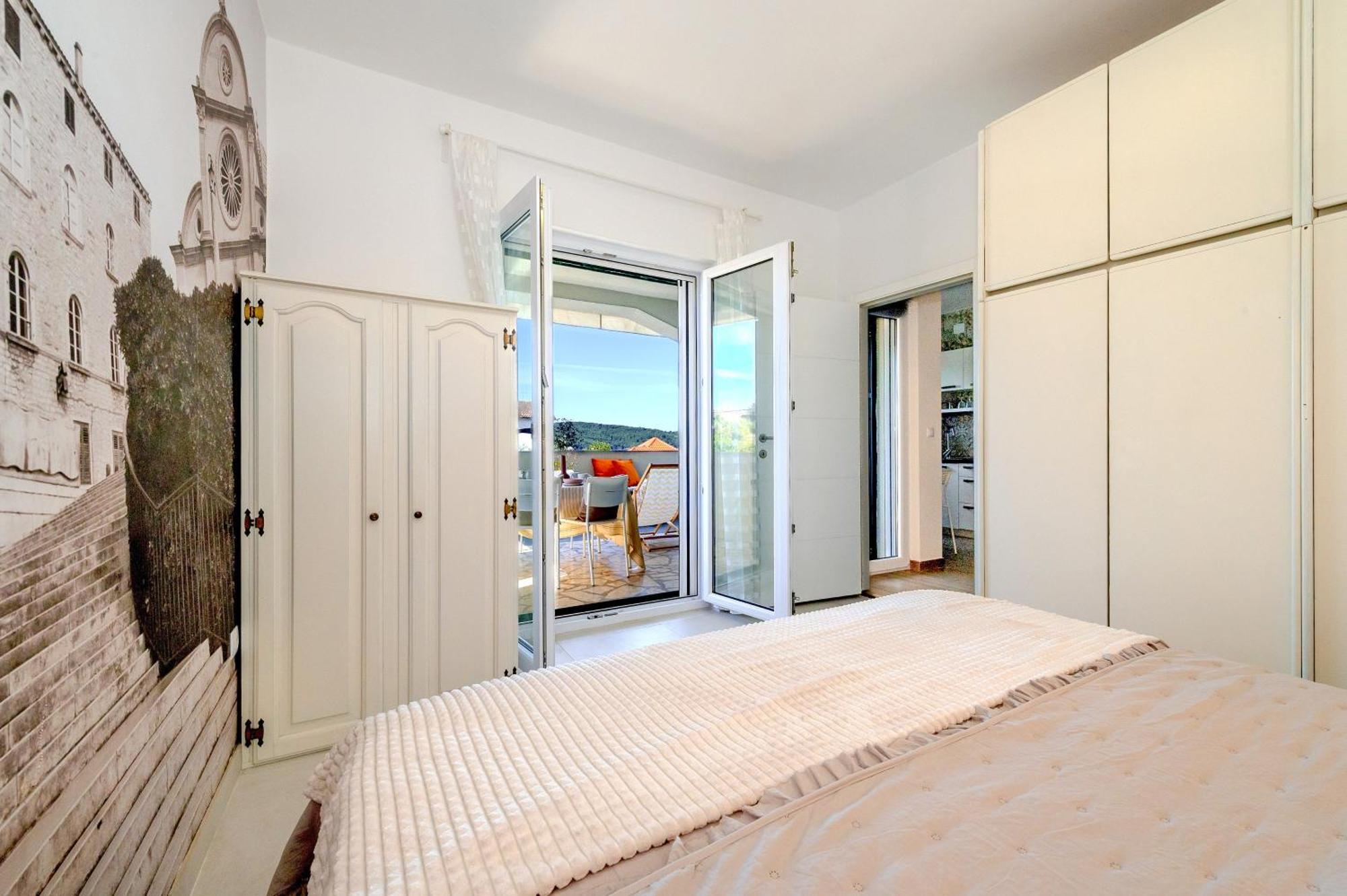 Ojra New Apartment With Seaview Sibenik Bagian luar foto