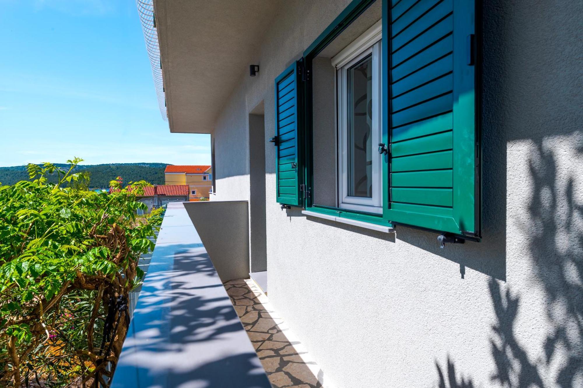 Ojra New Apartment With Seaview Sibenik Bagian luar foto