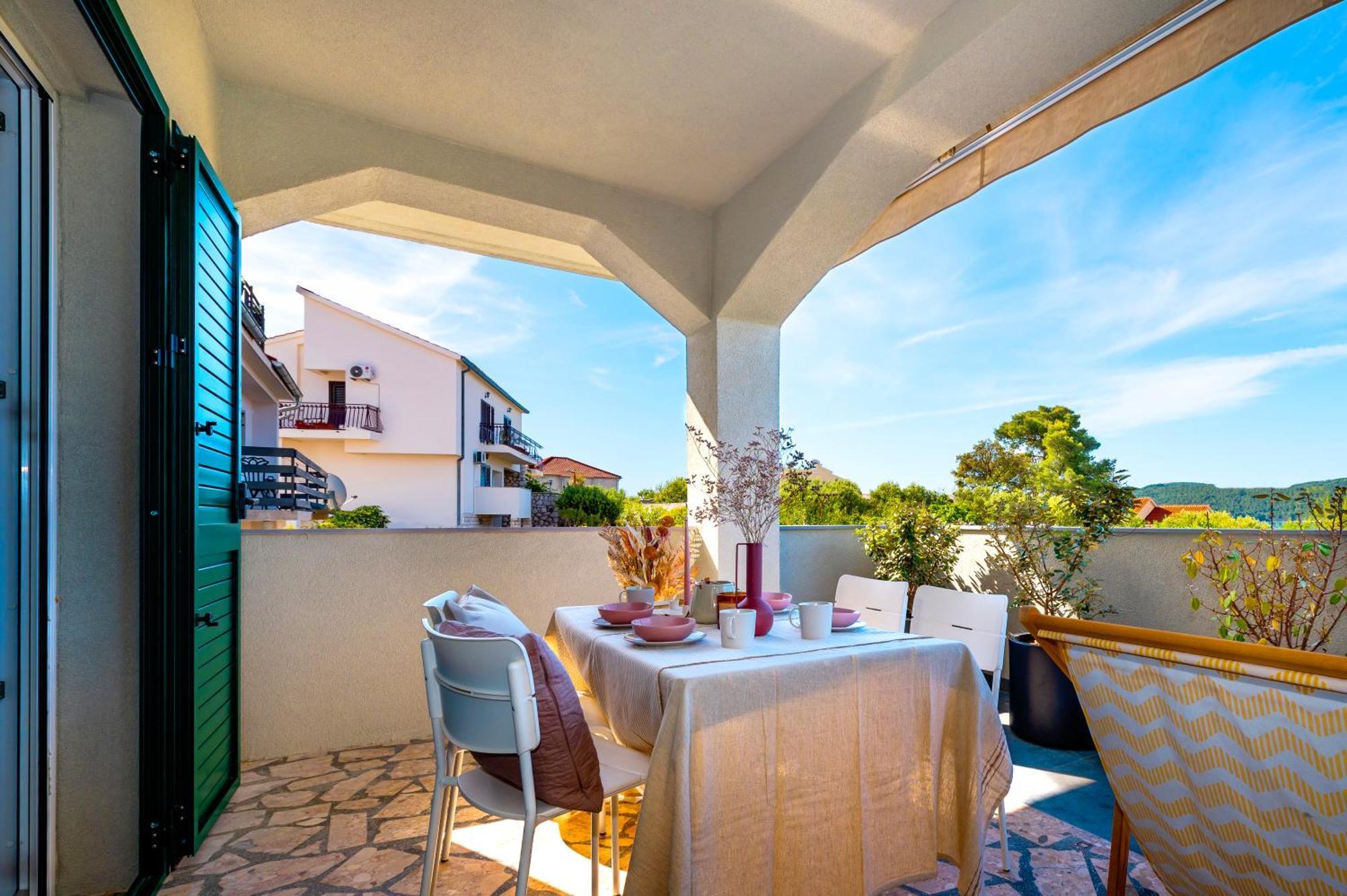 Ojra New Apartment With Seaview Sibenik Bagian luar foto