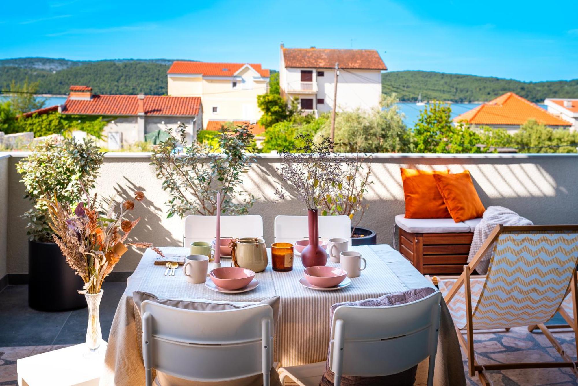 Ojra New Apartment With Seaview Sibenik Bagian luar foto